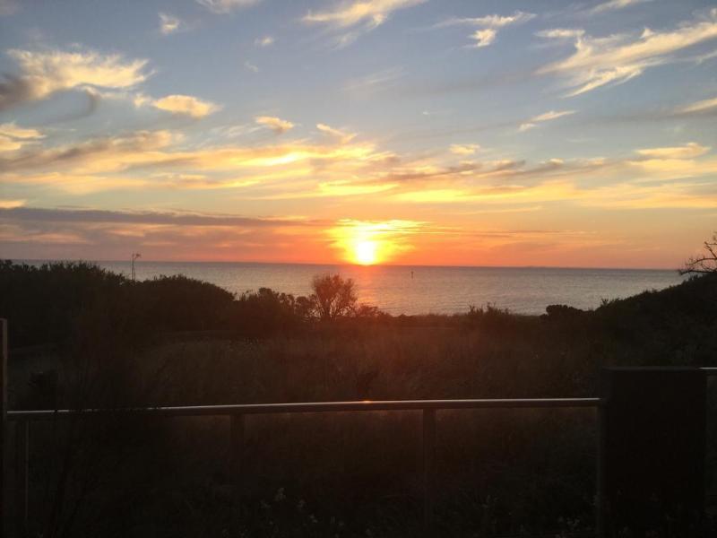 Beachside Apartments Bonbeach Melbourne Bagian luar foto